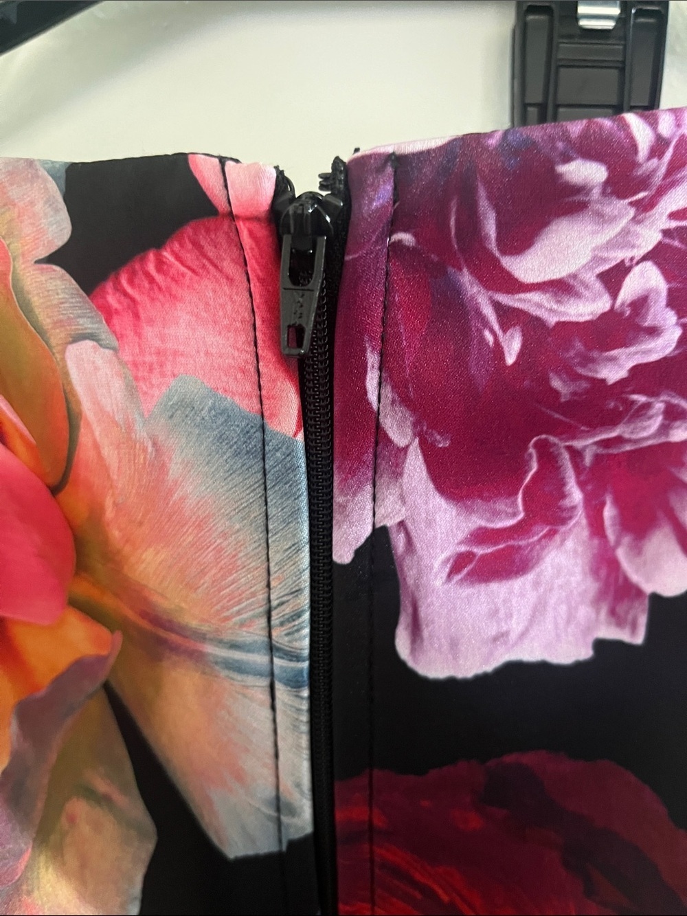 Isaac Mizrahi Black Floral Peplum Tank with Multicolor Blooms - Picture 5 of 6